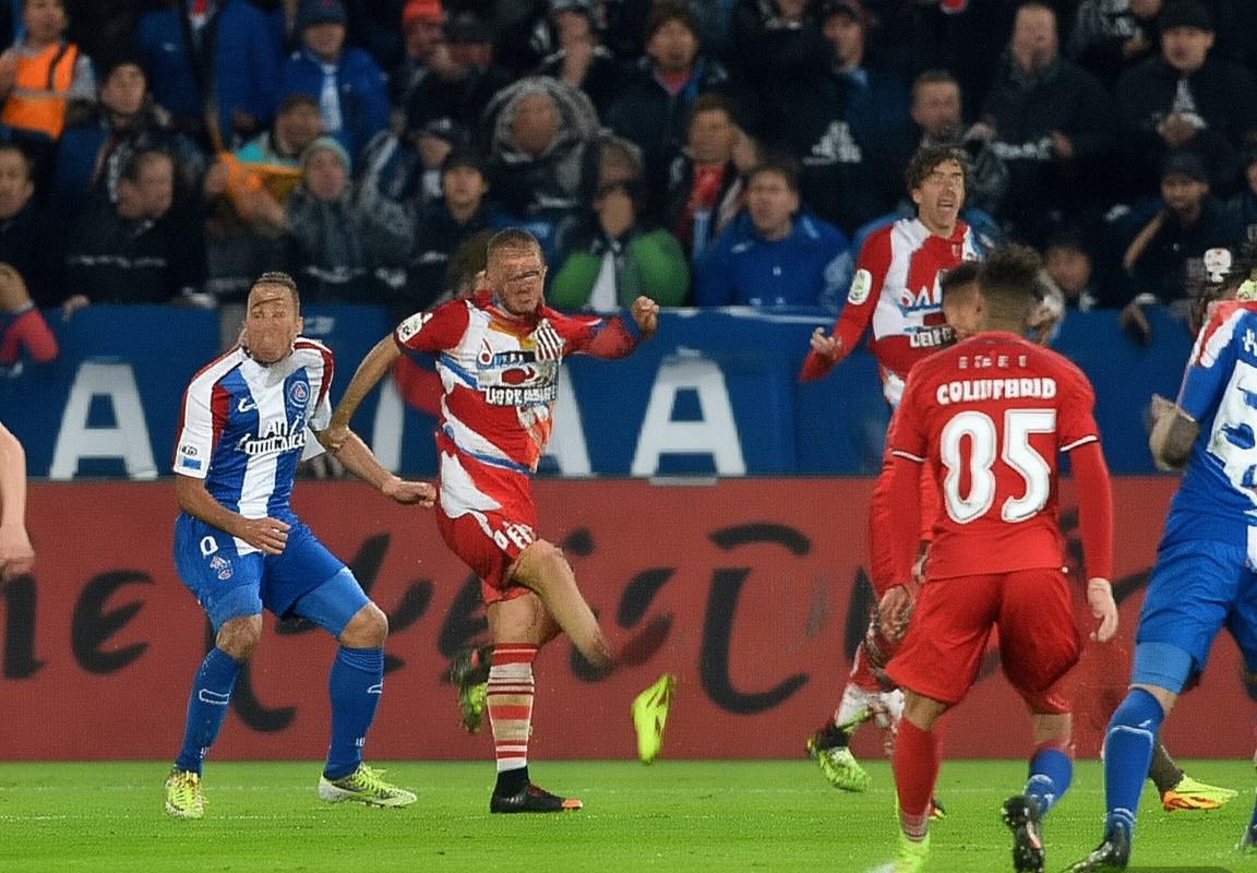 法甲荣耀巅峰对决：巴黎圣日耳曼与马赛对决解析(图1)